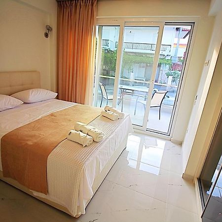 Sky Rays Luxury Apartments Nikiti  Exterior photo